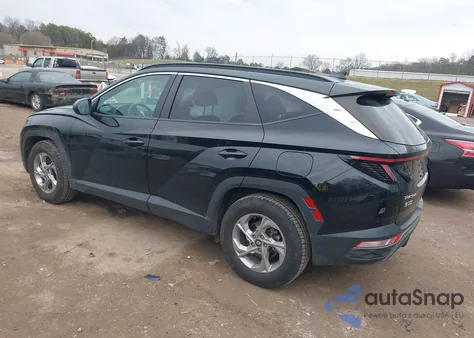 2022 Hyundai Tucson Sel z USA, uszkodzony, nr VIN 5NMJB3AE2NH136213